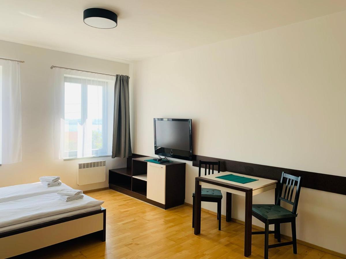 Dovolena Bez Starosti - Apartman U Venuse 巴甫洛夫 外观 照片
